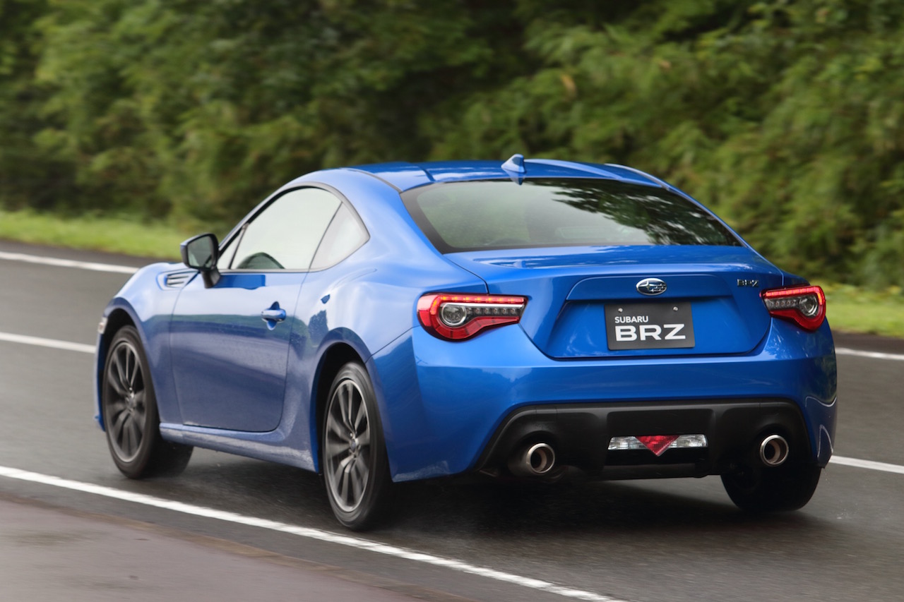 スポーティなのに乗りやすくなった後期型スバルbrz Clicccar Com