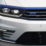 「VWのプラグインハイブリッド第2弾「パサートGTE」もスポーティな走りが魅力」の5枚目の画像ギャラリーへのリンク