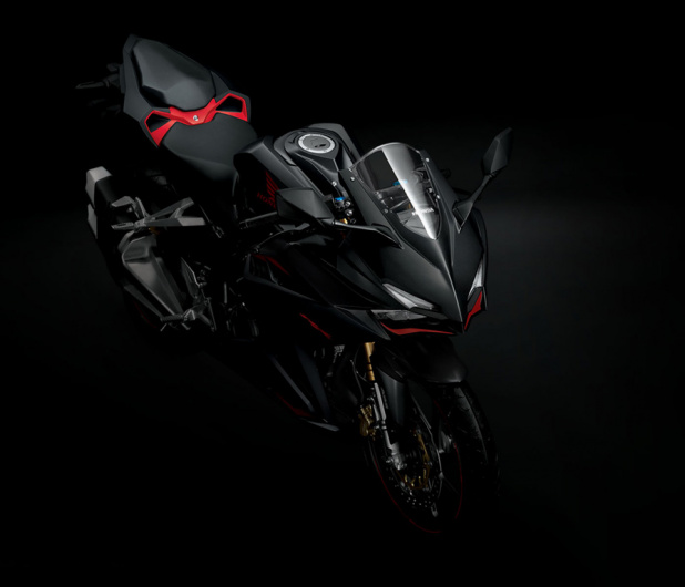 「現行最強の250？「ホンダ・CBR250RR」がかっこ良すぎ！」の6枚目の画像