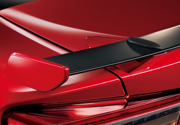 「2016年秋発売予定！ ブレンボブレーキ装備のスバルBRZに100台限定「イエローエディション」は価格336万9600円」の1枚目の画像
