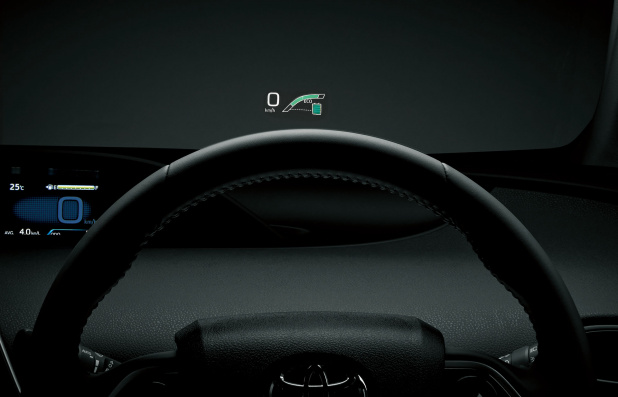 「トヨタ・プリウスに安全装備を充実させた特別仕様車の「S Safety Plus」を設定」の1枚目の画像