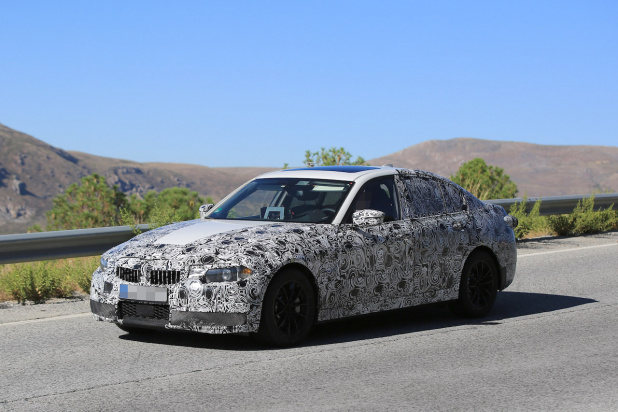 「ドライバーが激怒！BMW3シリーズ次世代型を決死の撮影!?」の25枚目の画像