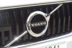 Volvo_V40_06