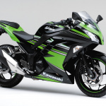 乗りやすいスポーツミドル「KAWASAKI Ninja250」に2017年モデルが登場！ - 