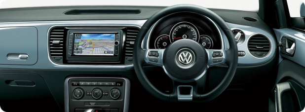 「新型 VW ザ・ビートル画像ギャラリー ─ スタイリングを変更し、価格は234万9000円〜」の12枚目の画像