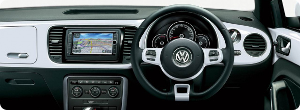 「新型 VW ザ・ビートル画像ギャラリー ─ スタイリングを変更し、価格は234万9000円〜」の17枚目の画像