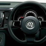 「新型 VW ザ・ビートル画像ギャラリー ─ スタイリングを変更し、価格は234万9000円〜」の22枚目の画像ギャラリーへのリンク