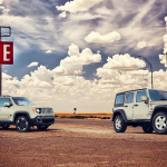 ジープ・レネゲードとラングラーに人気装備満載の「Jeep Mojave Edition」を設定 - Cafe sign along historic Route 66 in Texas.