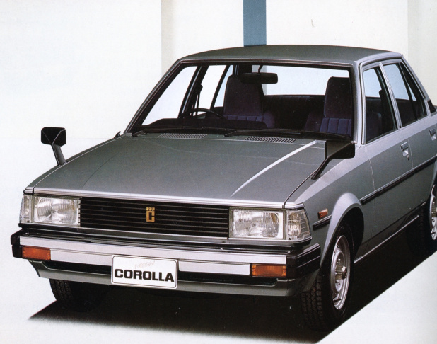 「高級車の証！　歴代カローラで丸目４灯式ヘッドランプ採用は4代目セダンだけ 【Corolla Stories 4/50】」の2枚目の画像