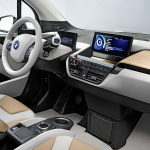 BMW i3の航続距離が伸長、ピュアEV版が約400km、レンジエクステンダー付が500km超に - P90129180_highRes_bmw-i3-interior-07-2