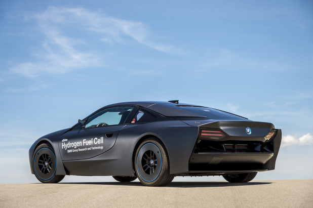 「BMWがFCVの試作車を公表。航続可能距離500km以上、価格は既存車から1割増しで投入へ」の13枚目の画像
