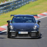 「ニュルの怪物！シリーズ最強の710馬力、ポルシェ『911 GT2 RS』」の1枚目の画像ギャラリーへのリンク