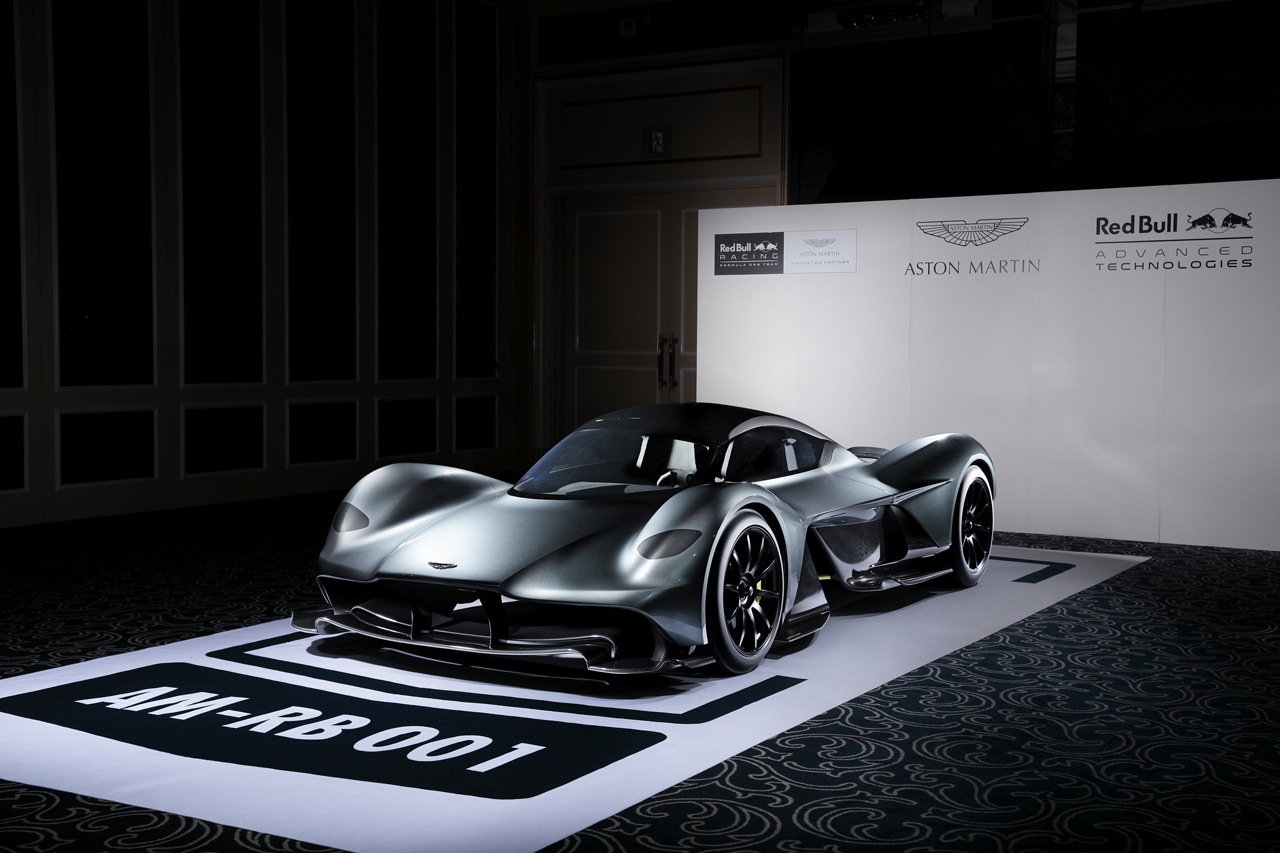 アストンマーティンがパワーウェイトレシオ1 0というハイパースポーツカーを共同開発 その相手とは Clicccar Com