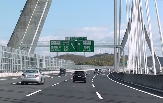 「新東名と東北道の一部区間が最高速度110km/hに！」の1枚目の画像