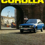 「これってミスプリ!?　左ハンドルのカローラが日本のカタログの表紙に【Corolla Stories 34/50】」の1枚目の画像ギャラリーへのリンク