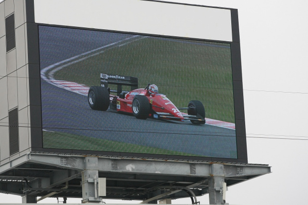 「【F1女子のF1日本GP2016】あの伝説のF1マシンが鈴鹿サーキットによみがえる！！」の8枚目の画像