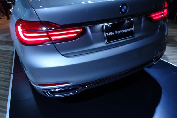 「BMW 7シリーズ新世代プラグインハイブリッドBMW 740e iPerformanceを「戦略価格」1169万円で発売開始」の8枚目の画像