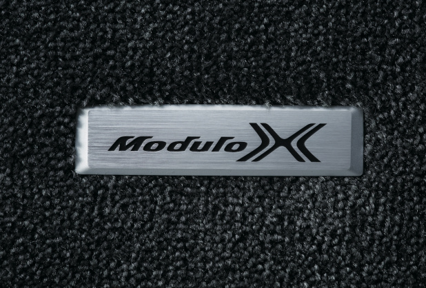 「ホンダ・ステップワゴンに待望の「Modulo（モデューロ） X」が登場!! 価格は366万5000円」の13枚目の画像