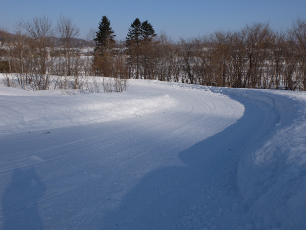 「ドリフトのトップドライバーは雪上でも速い！ スムーズ!!」の3枚目の画像