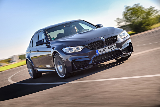 「「BMW M3」の30周年記念車「30 Jahre M3」は、450psまで強化された30台限定車」の2枚目の画像