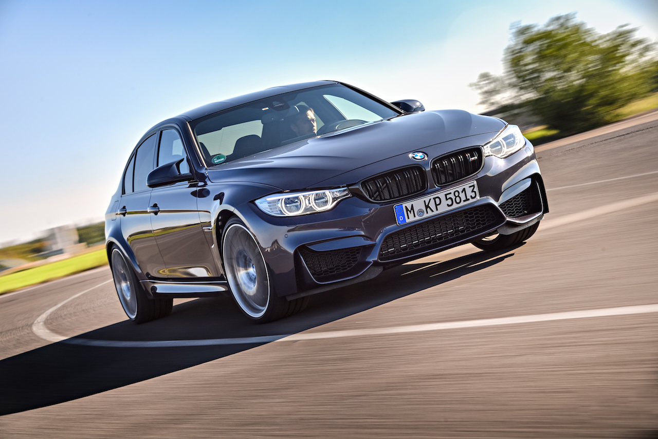BMW M3」の30周年記念車「30 Jahre M3」は、450psまで強化された30台 
