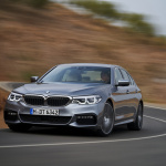 これは7シリーズ顔負け!? 7代目となる新型BMW 5シリーズがデビュー - P90237240_highRes_the-new-bmw-5-series