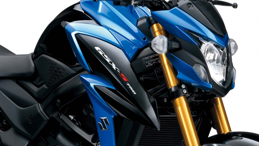 最強のナナハンネイキッド 新型 スズキ Gsx S750 が発表 Clicccar Com