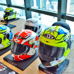 「ついに日本到来！MotoGPでも活躍するKYTヘルメットの日本発売が決定」の1枚目の画像ギャラリーへのリンク