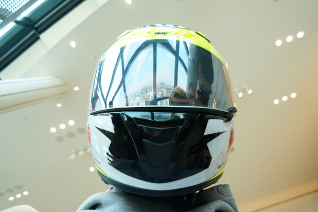 「ついに日本到来！MotoGPでも活躍するKYTヘルメットの日本発売が決定」の8枚目の画像