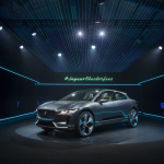 ジャガー初の電気自動車「I-PACE」コンセプトをワールドプレミア - jaguar-i-pace-vr-reveal_12