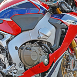 「ホンダ・CBR1000RRの2017モデルを撮影したら、美しすぎて鼻血出た…」の15枚目の画像ギャラリーへのリンク