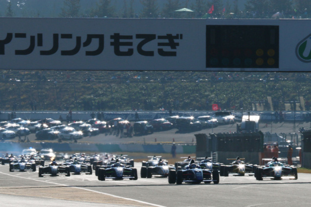 「F4は世界に通用する！イタリアGTで優勝の根本選手、FIA-F4では東京トヨペットとタッグ！【SUPER GT2016】」の6枚目の画像