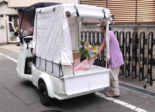 「光岡自動車が自社製の小型パーソナルEVを温泉街に導入！」の5枚目の画像