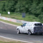 「550馬力本気のニュルアタック！BMW X3の次期型に初の「M」が登場」の2枚目の画像ギャラリーへのリンク