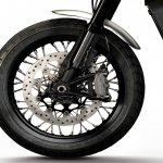 「渋い！ Ducatiスクランブラークラシックに新色「シュガーホワイト」追加！」の3枚目の画像ギャラリーへのリンク