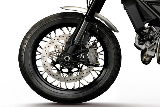 「渋い！ Ducatiスクランブラークラシックに新色「シュガーホワイト」追加！」の3枚目の画像