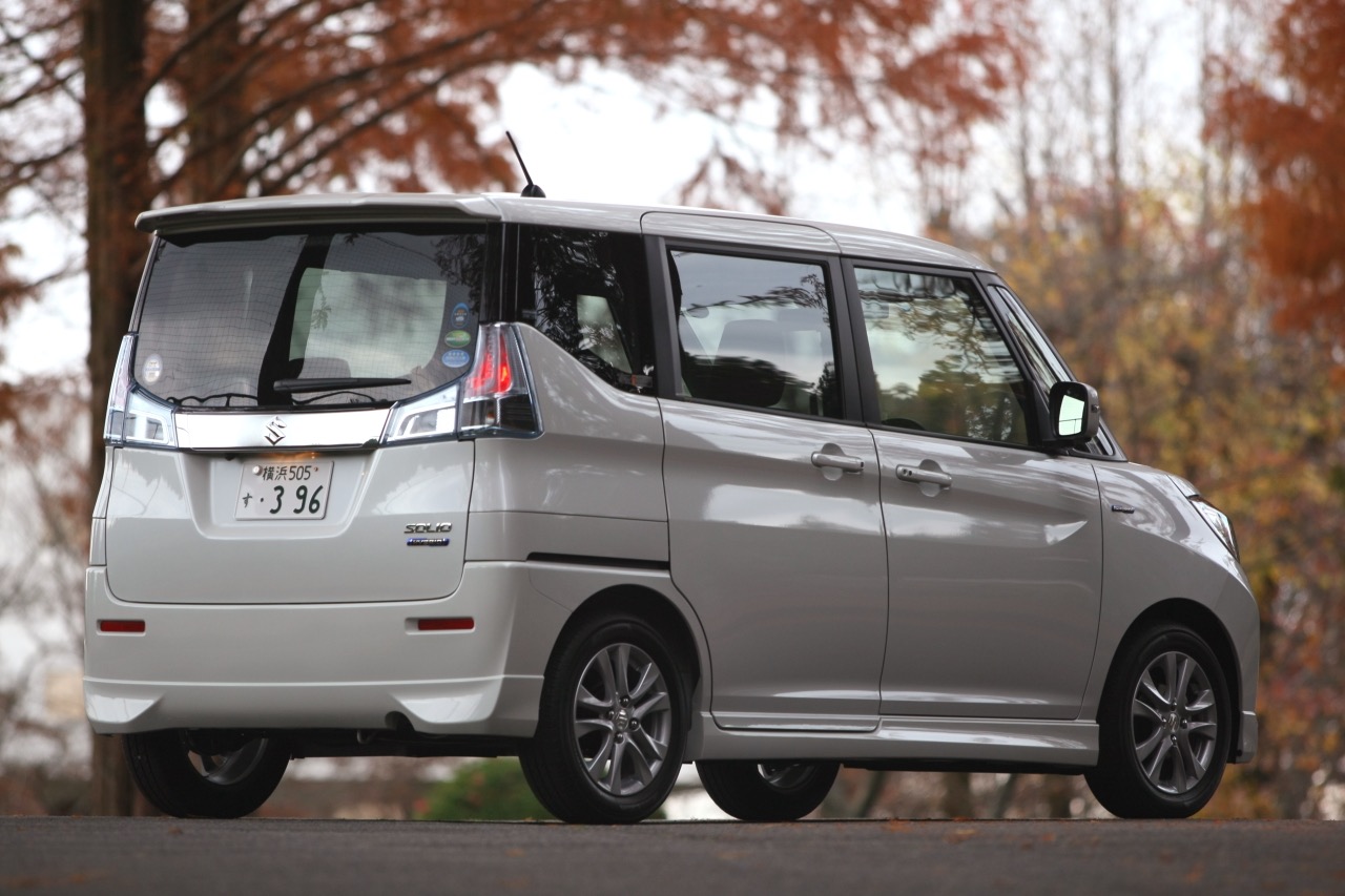 Suzuki solio hybrid