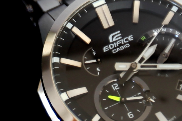 「【CASIO EDIFICE EQB-700】クルマのメーターをモチーフにした多機能・ハイテク時計」の5枚目の画像
