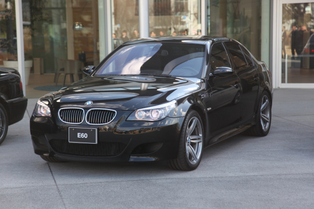 「歴代モデルも集結!!  Eクラスを超える脅威のCd値0.22を達成した新型BMW5シリーズ」の20枚目の画像