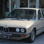 「歴代モデルも集結!!  Eクラスを超える脅威のCd値0.22を達成した新型BMW5シリーズ」の17枚目の画像ギャラリーへのリンク