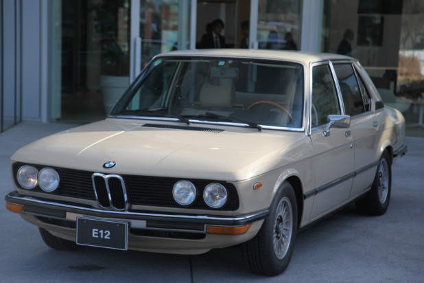 「歴代モデルも集結!!  Eクラスを超える脅威のCd値0.22を達成した新型BMW5シリーズ」の17枚目の画像