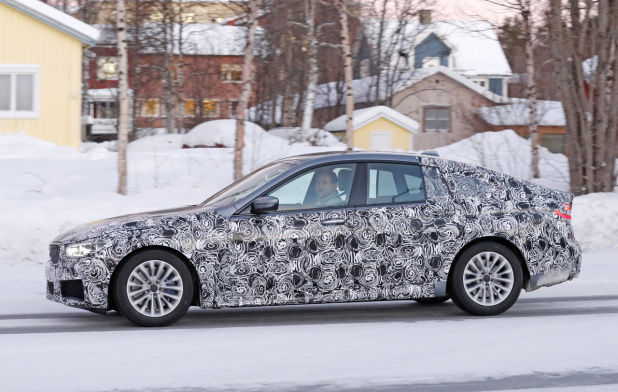 「BMW5シリーズGT後継モデルのMスポーツ パッケージ、豪雪を駆け抜けた！」の3枚目の画像
