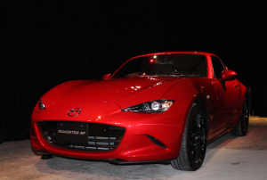 mazda_roadster_0