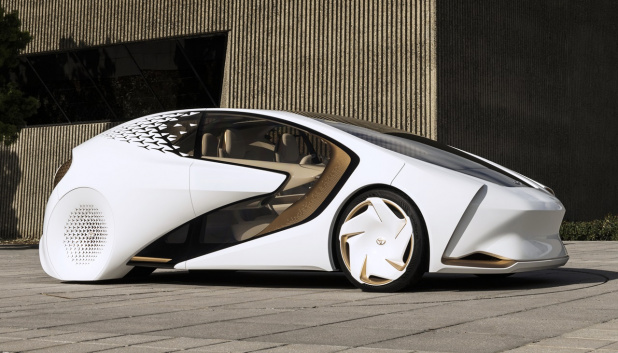 「クルマの未来はこうなる!? トヨタが「ナイト2000」を彷彿させるコンセプトカーを公開！」の4枚目の画像