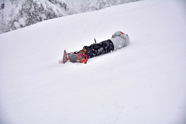 「スキー場でできるバイク遊び？ スノースクートをやってみた！」の7枚目の画像
