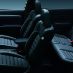 車両運動統合制御システム「S-AWC」と安全装備を進化。新型・三菱「アウトランダーPHEV」 - 1702_PH_34_Seat_S Edition