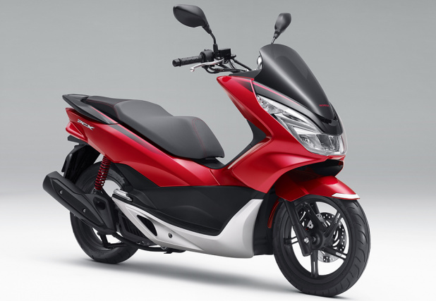 「なんでもできちゃうスクーター・ホンダ「PCX」「PCX150」にニューカラーが追加！」の6枚目の画像