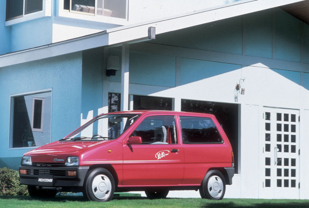 「【富士重からSUBARUへ】スバルの原点となる軽自動車で、過去最高に販売されたのはいつ？」の2枚目の画像