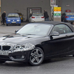 BMW・2シリーズ カブリオレ改良型、最新「iDriveシステム」搭載へ！ - BMW 2 Series Convertible FL 4