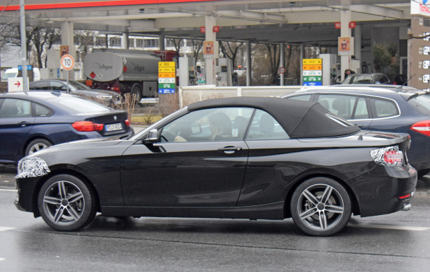 「BMW・2シリーズ カブリオレ改良型、最新「iDriveシステム」搭載へ！」の8枚目の画像